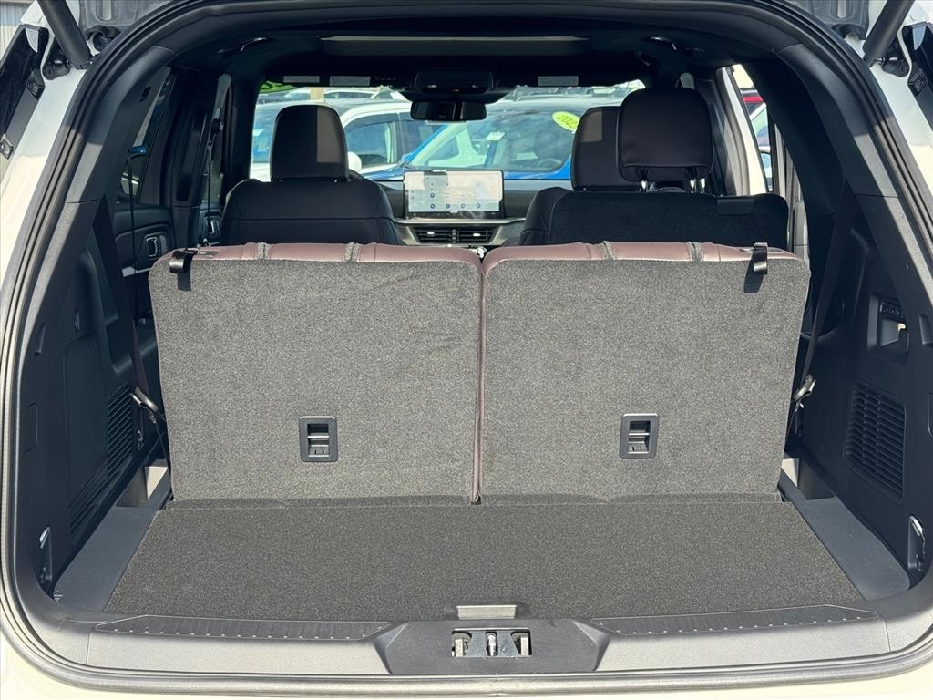 New 2026 Ford Explorer Platinum - photo 6