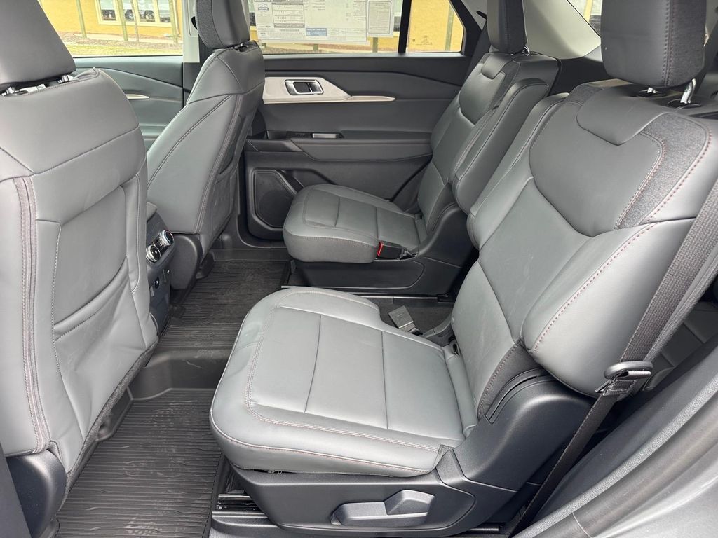 New 2026 Ford Explorer ACTIV - photo 24