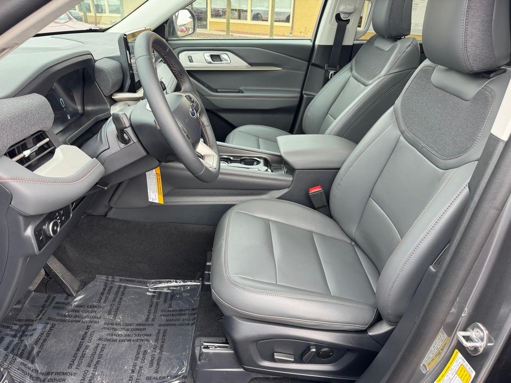 New 2026 Ford Explorer ACTIV - photo 7