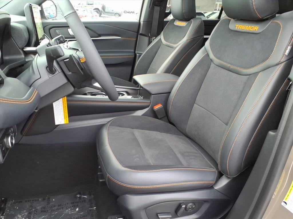 New 2026 Ford Explorer Tremor - photo 5