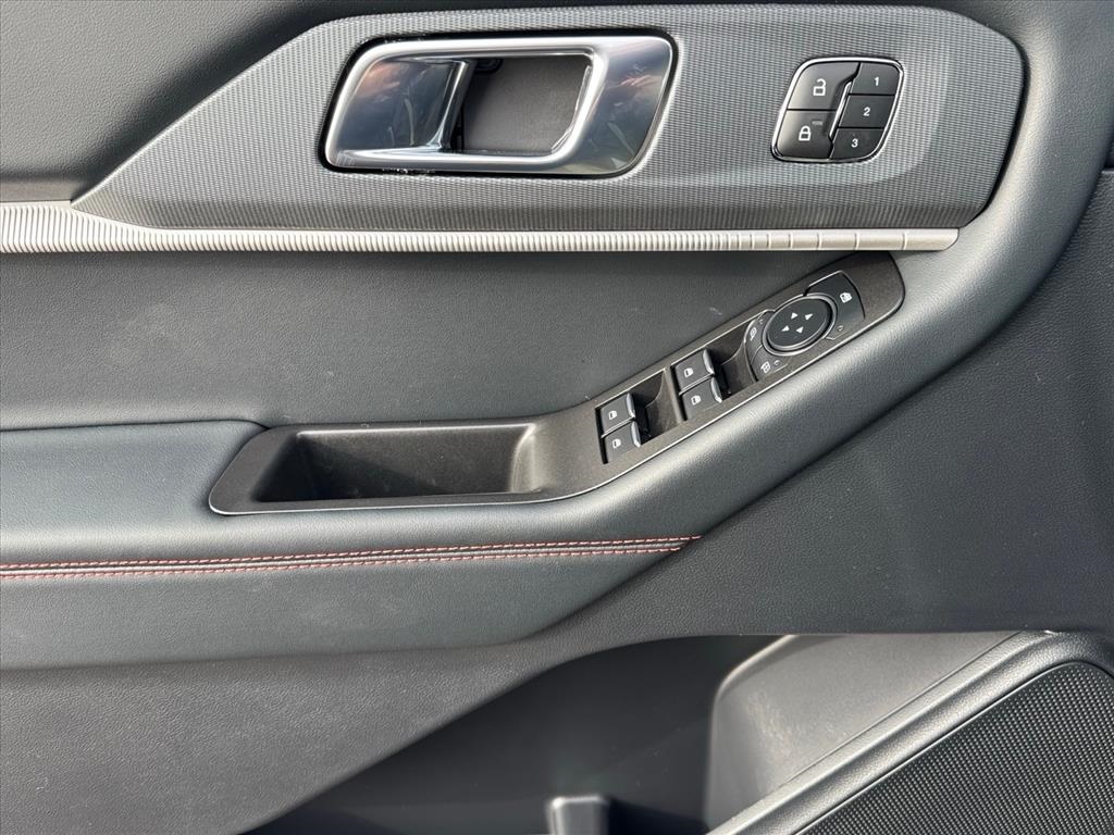 New 2026 Ford Explorer ST-Line - photo 20