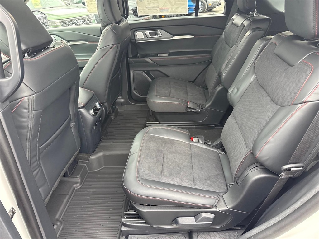 New 2026 Ford Explorer ST - photo 10