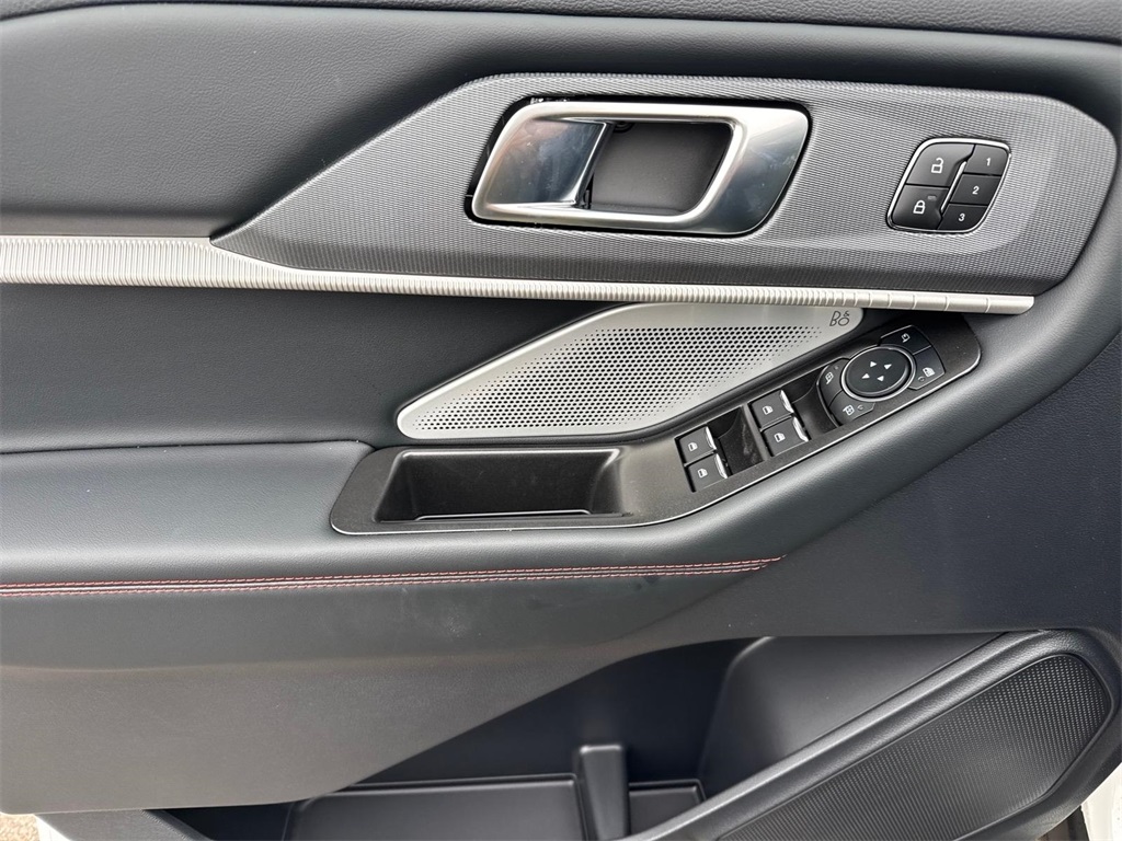 New 2026 Ford Explorer ST - photo 18
