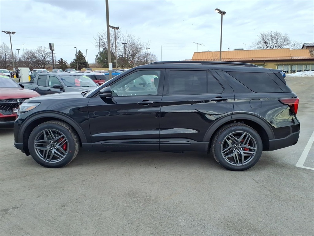 New 2026 Ford Explorer - photo 2