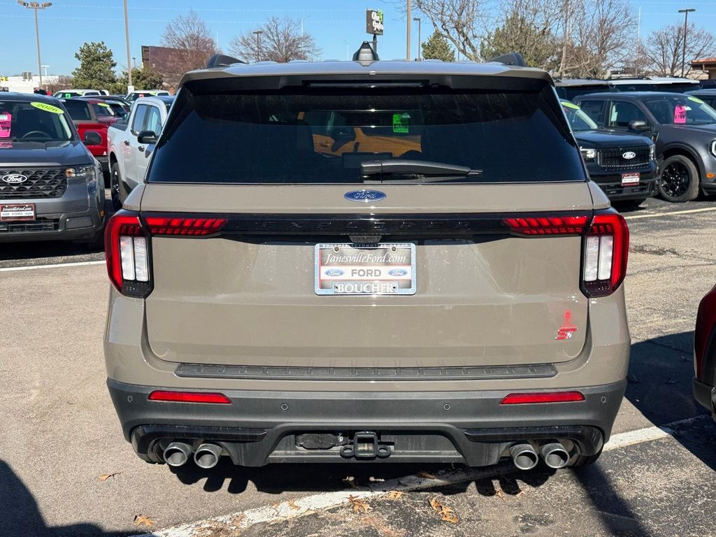 New 2026 Ford Explorer - photo 2