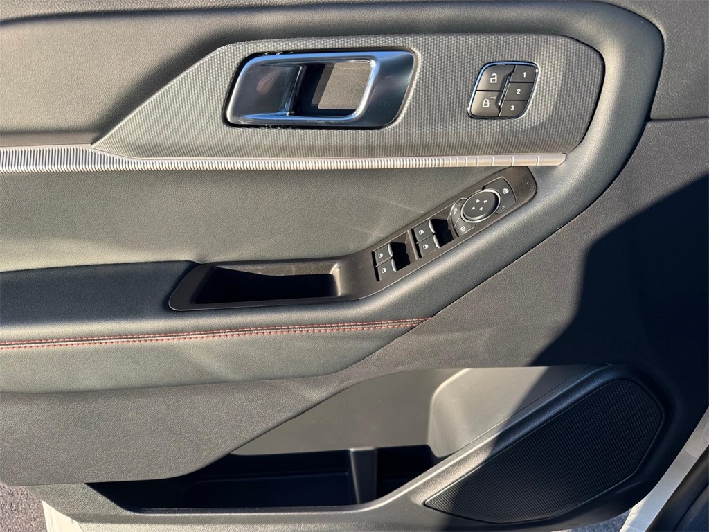 New 2026 Ford Explorer ST-Line - photo 19