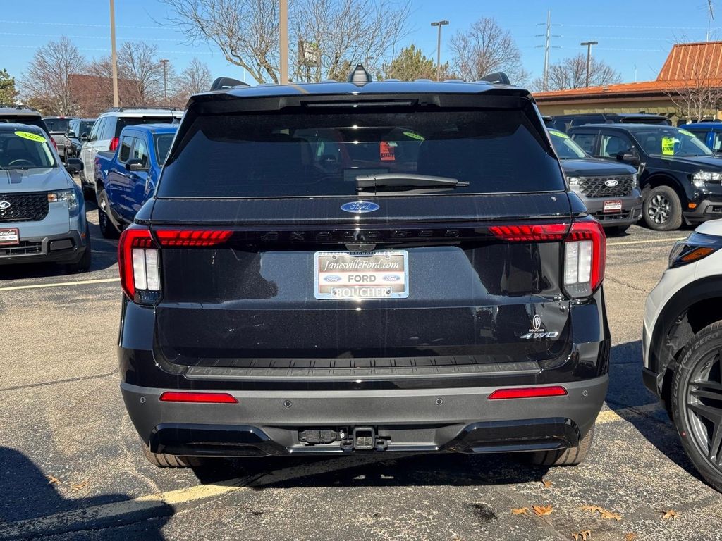 New 2026 Ford Explorer ST-Line - photo 3