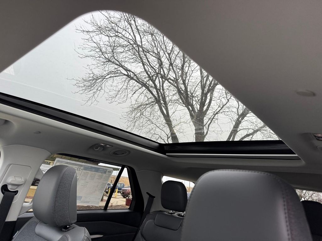 New 2026 Ford Explorer ACTIV - photo 7