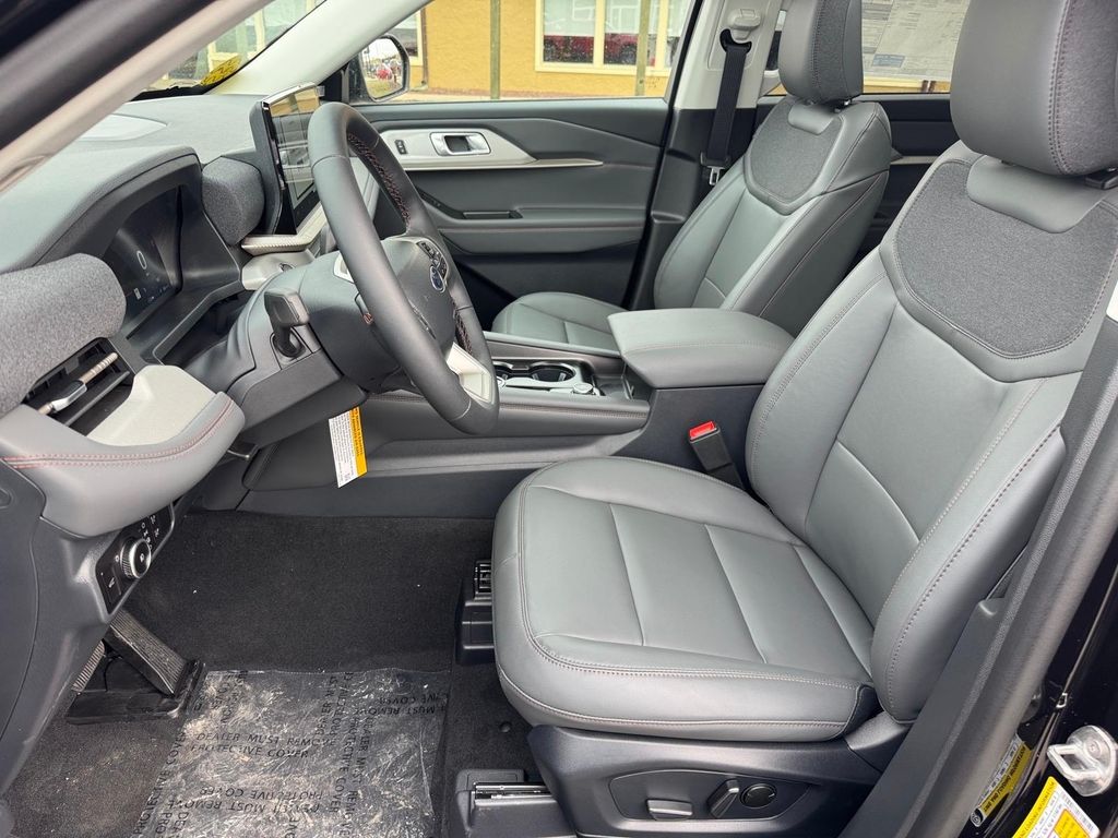 New 2026 Ford Explorer ACTIV - photo 8
