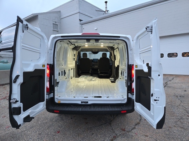 New 2026 Ford Transit 250 Low Roof Empty Cargo Van - photo 4