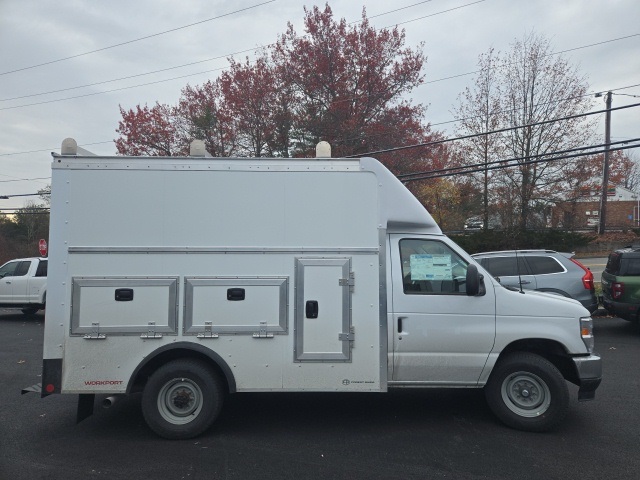 New 2026 Ford E-350 - photo 1