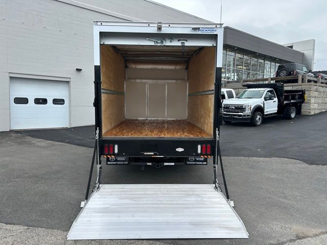 New 1996 Ford E-450 Cutaway - photo 9
