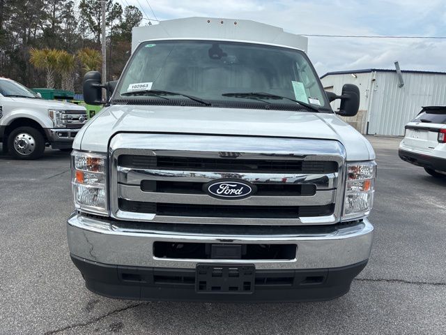 New 2026 Ford E-350 Cutaway - photo 8