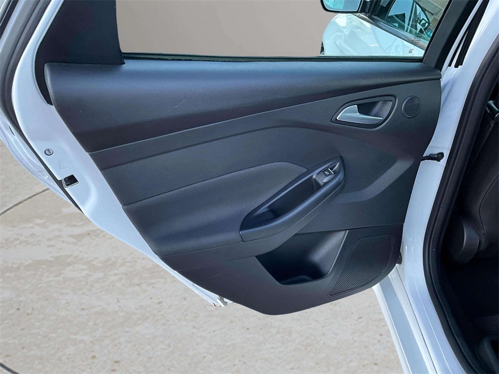 Used 2015 Ford Focus ST - photo 8
