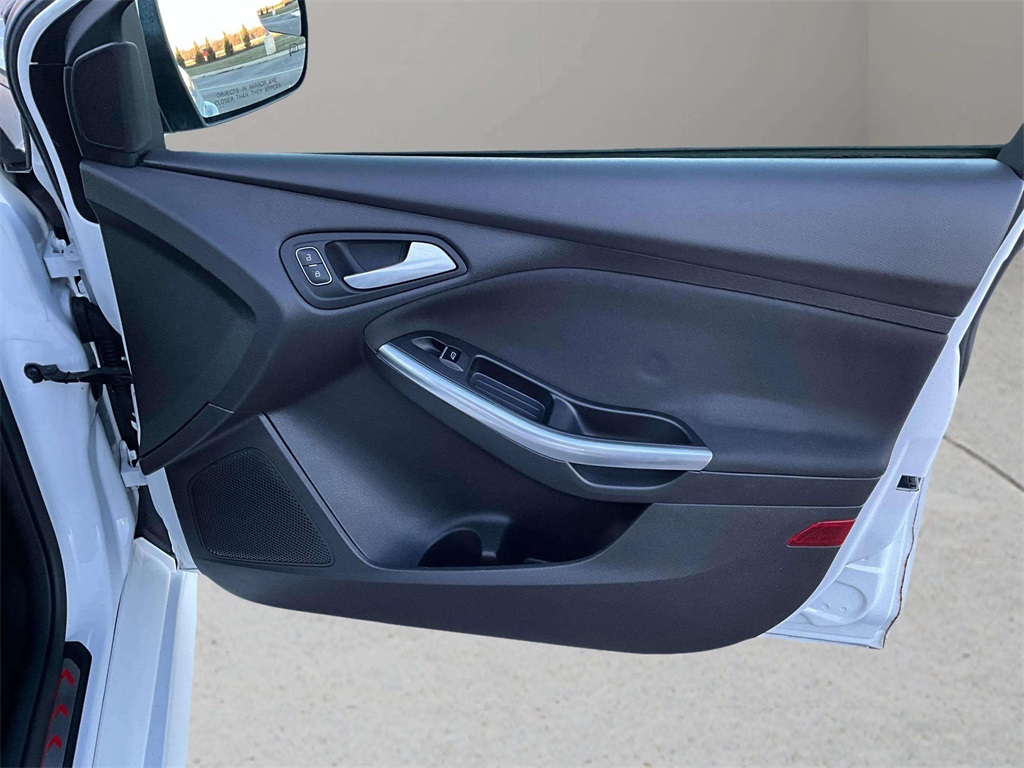 Used 2015 Ford Focus ST - photo 17