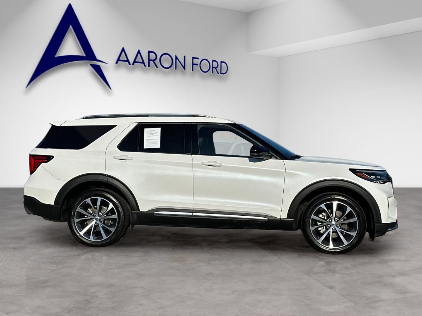 Used 2025 Ford Explorer Platinum - photo 25