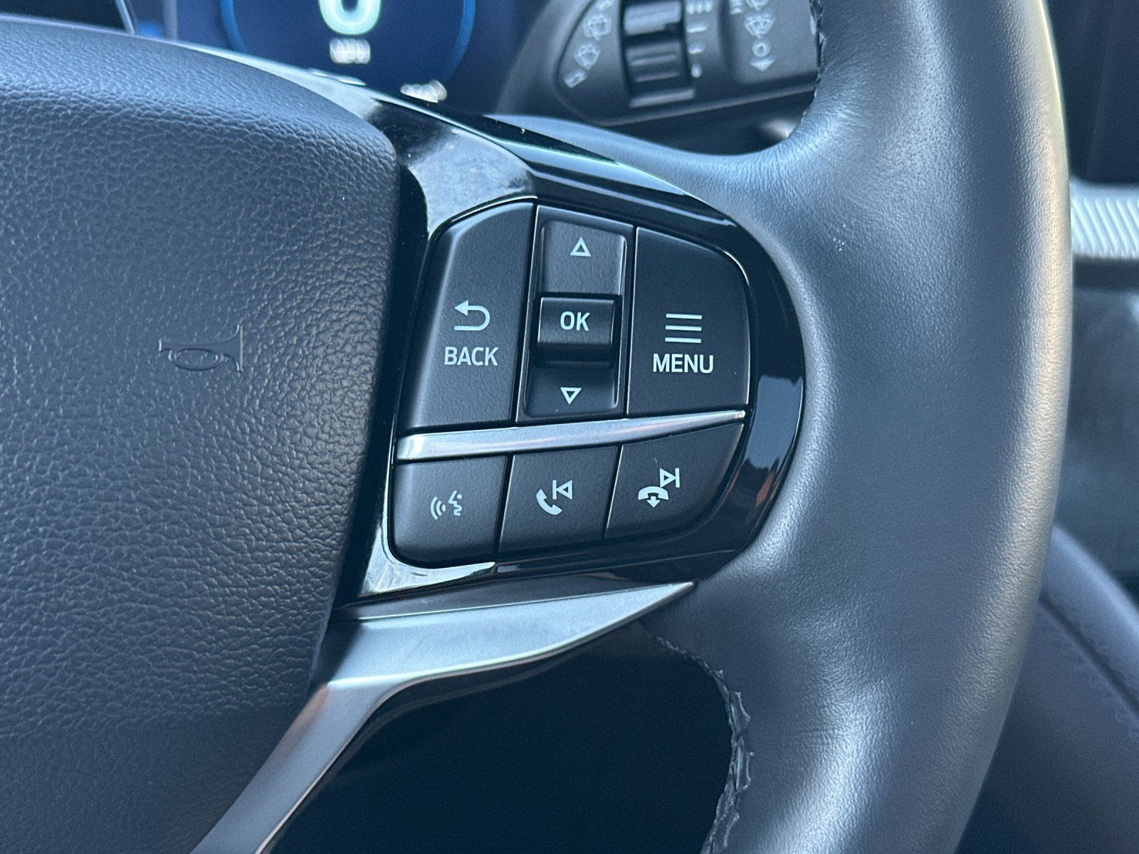 Used 2025 Ford Explorer Platinum - photo 32