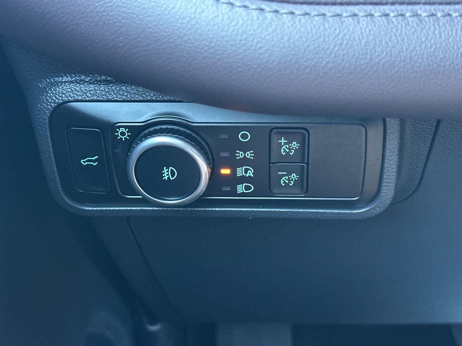 Used 2025 Ford Explorer Platinum - photo 35