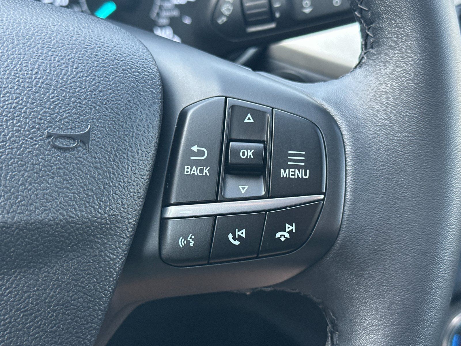 Used 2022 Ford Escape SE - photo 14