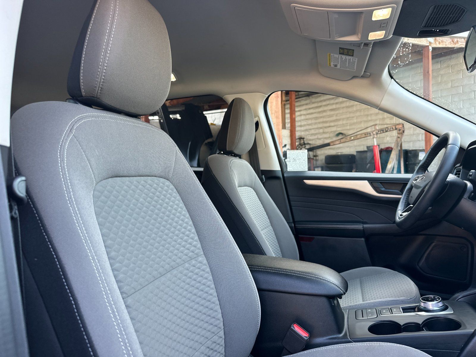 Used 2022 Ford Escape SE - photo 29