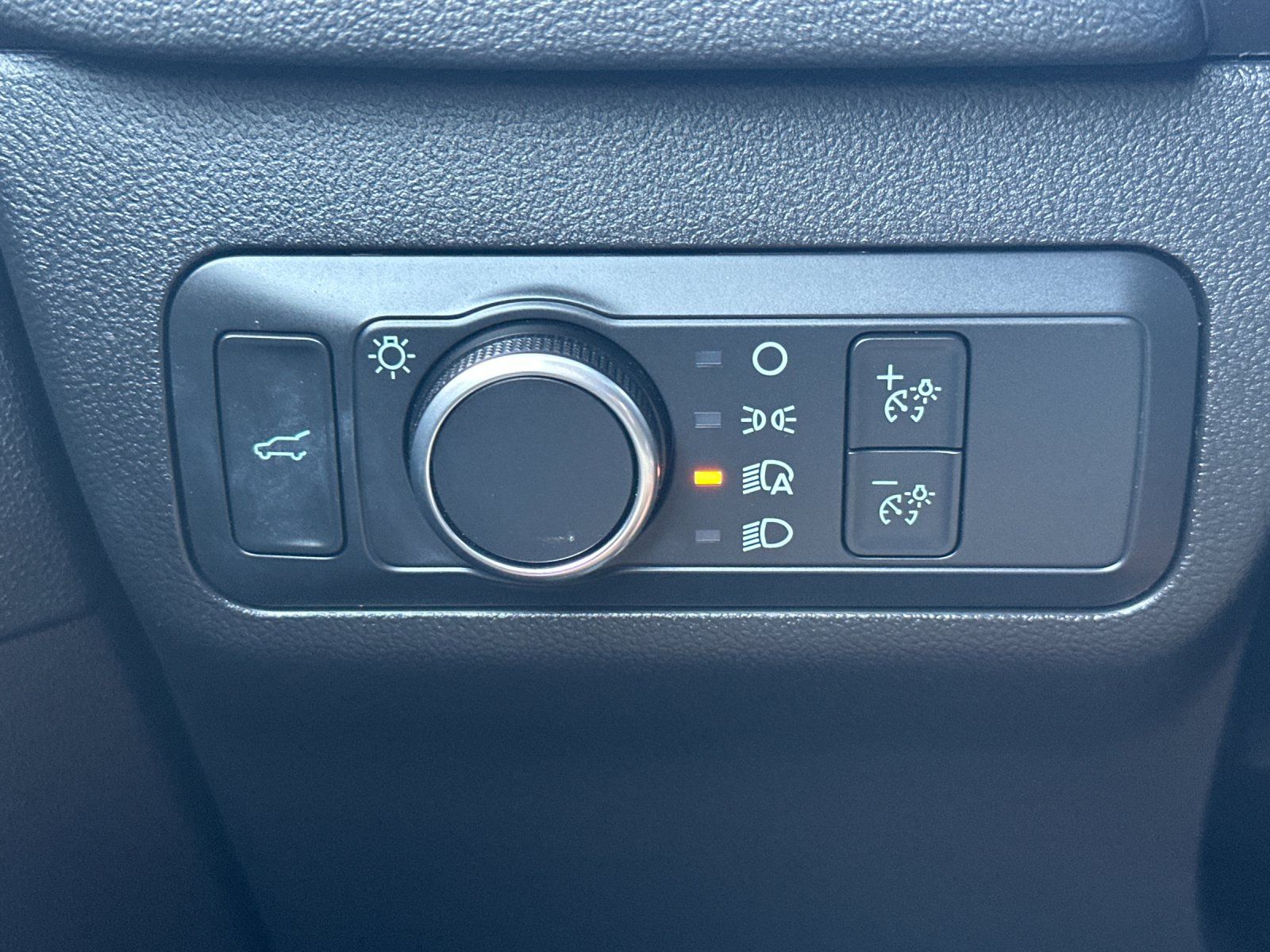 Used 2022 Ford Escape SE - photo 31