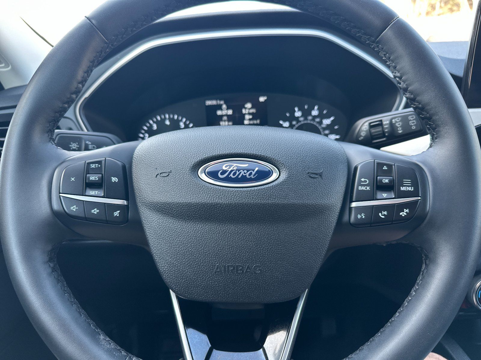 Used 2022 Ford Escape SE - photo 8