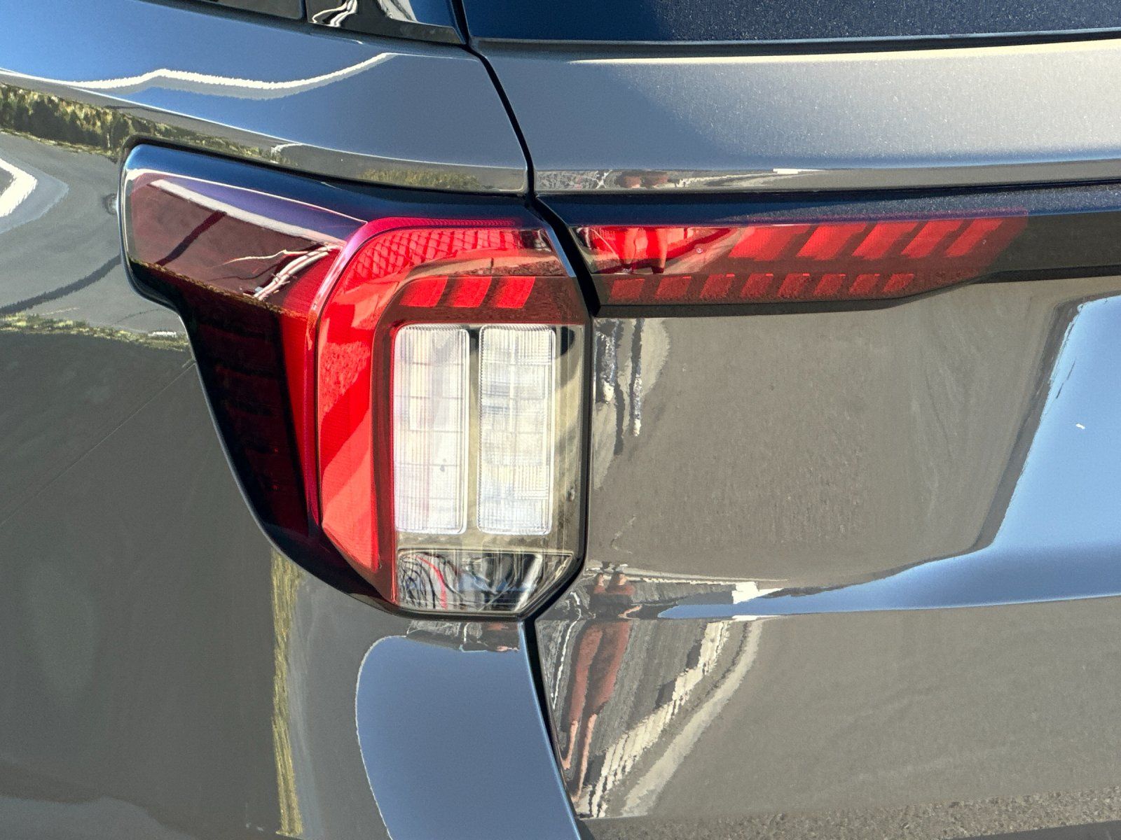 New 2026 Ford Explorer ST-Line - photo 11
