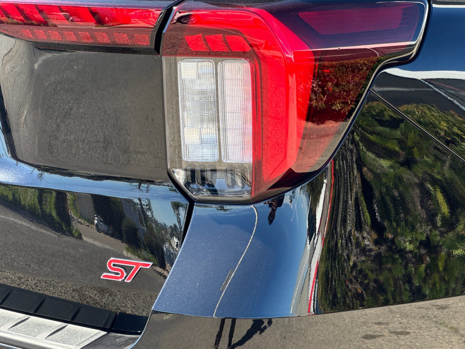 New 2026 Ford Explorer ST - photo 35