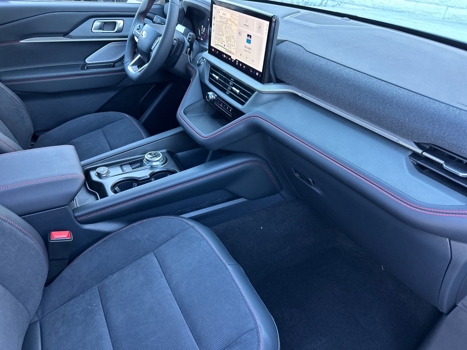 New 2026 Ford Explorer ST - photo 15