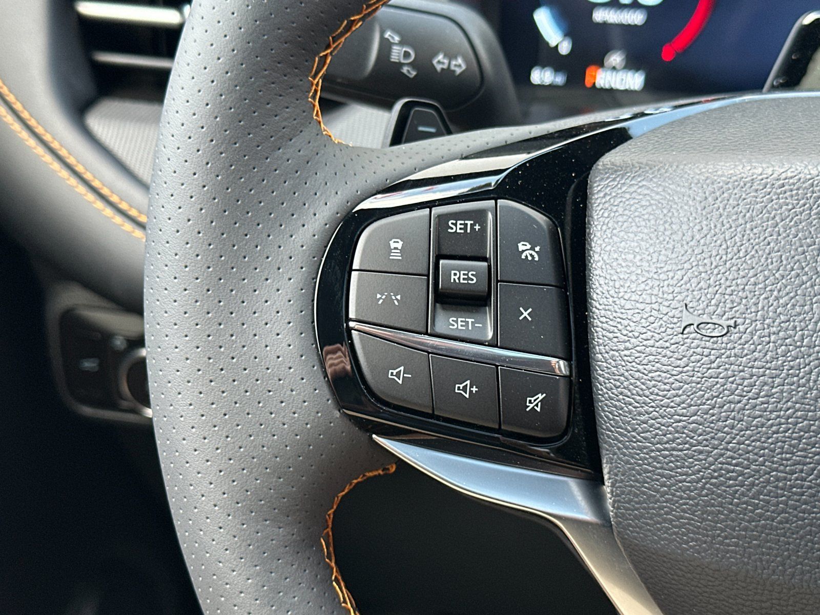 New 2026 Ford Explorer Tremor - photo 27