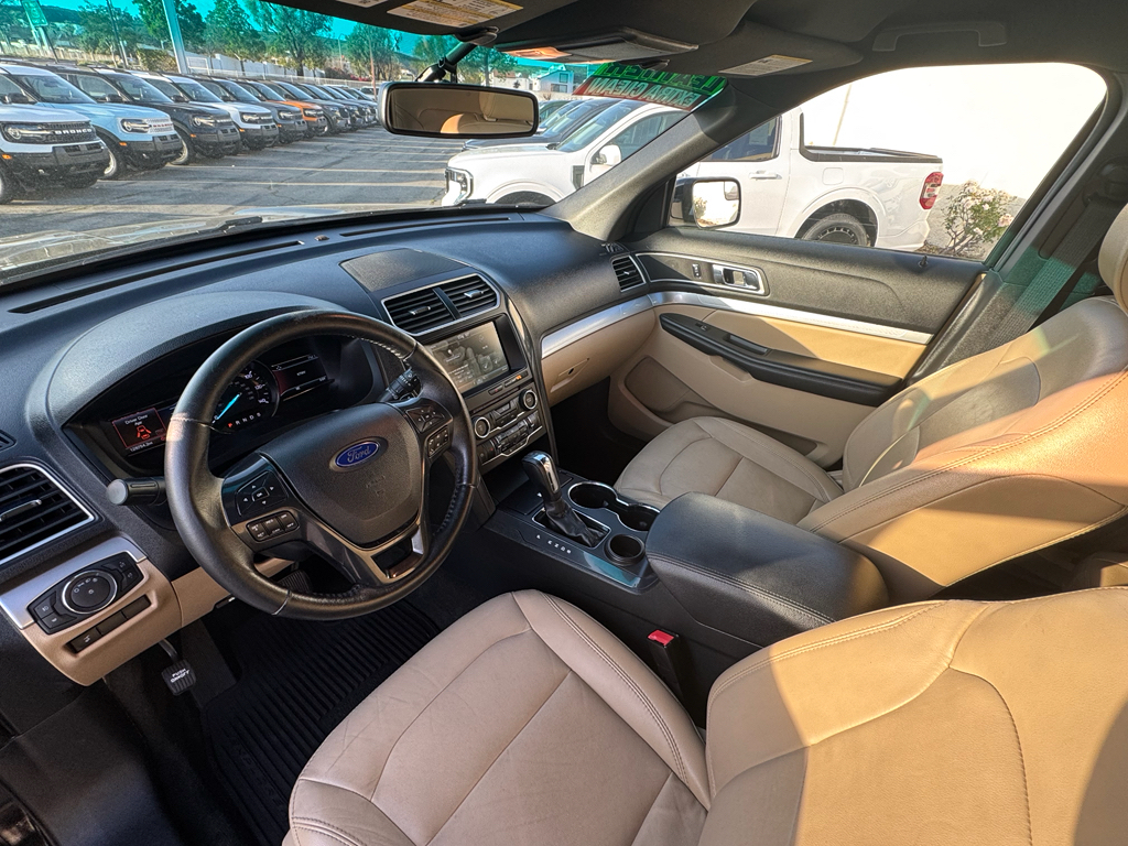 Used 2016 Ford Explorer XLT - photo 16