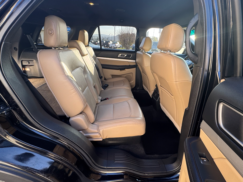 Used 2016 Ford Explorer XLT - photo 24