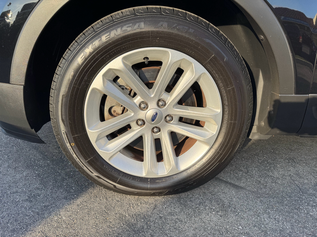 Used 2016 Ford Explorer XLT - photo 9