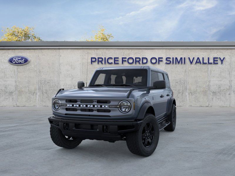 Used 2025 Ford Bronco - photo 2