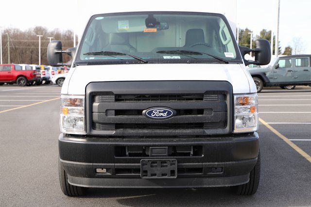 New 2026 Ford E-350 Cutaway - photo 7