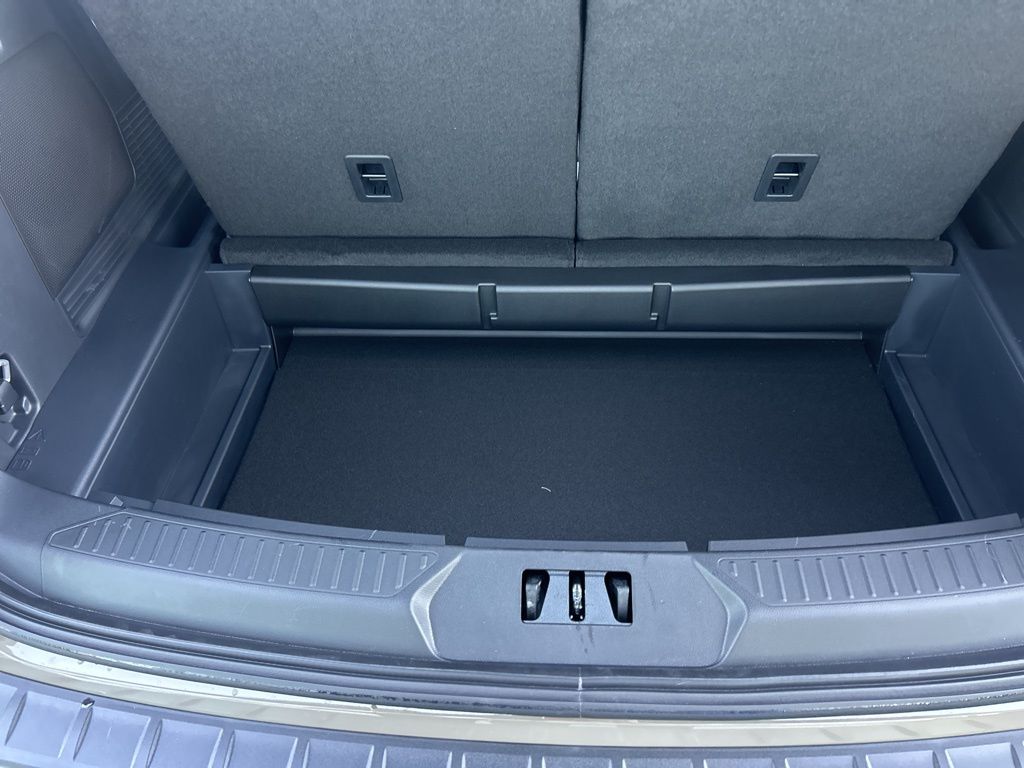 New 2026 Ford Explorer ST - photo 35