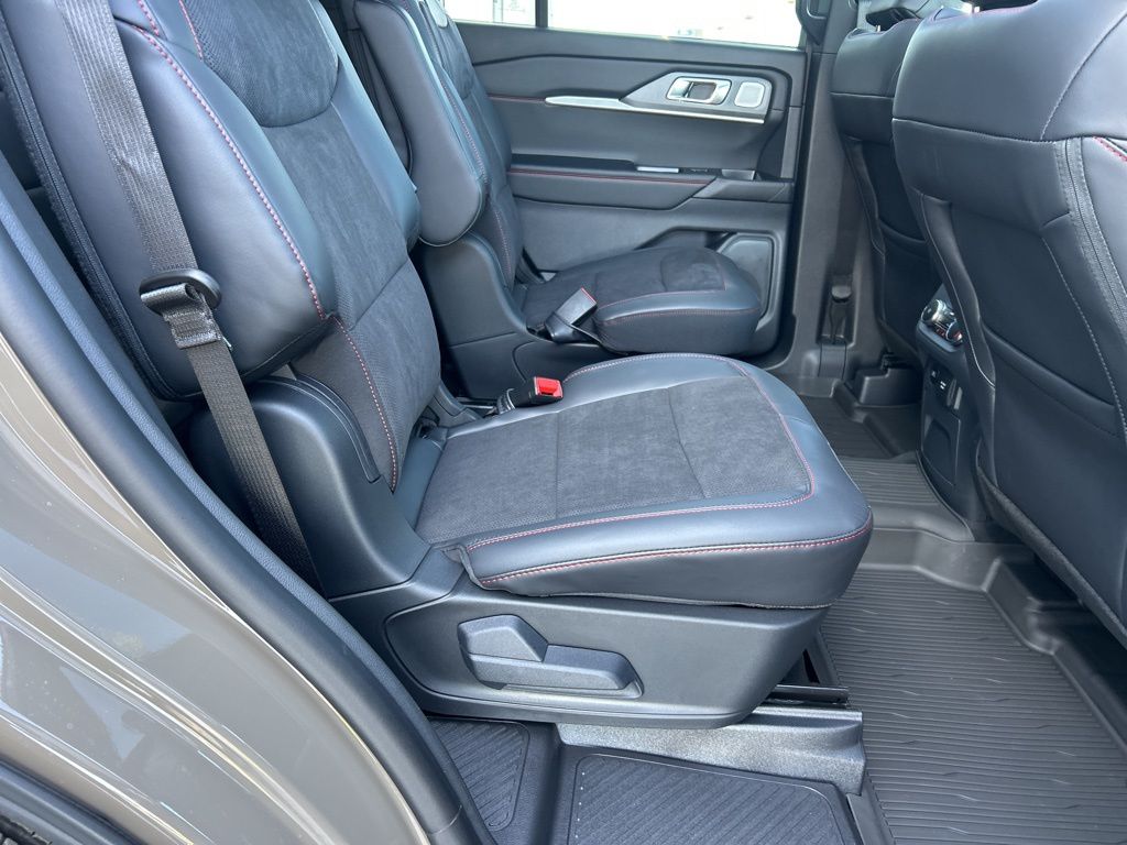New 2026 Ford Explorer ST - photo 38