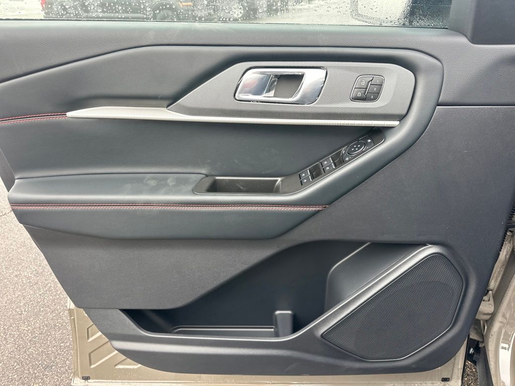 New 2026 Ford Explorer ST-Line - photo 12