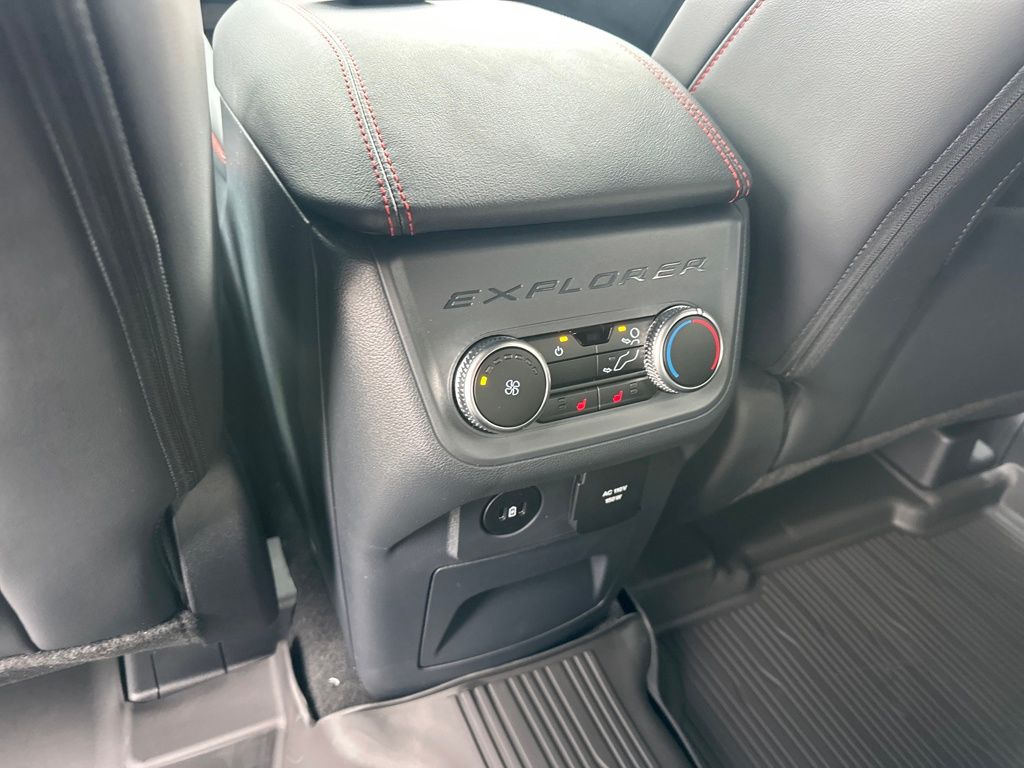 New 2026 Ford Explorer ST-Line - photo 17