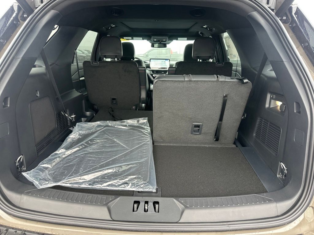 New 2026 Ford Explorer ST-Line - photo 9