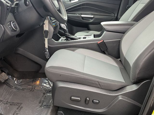 Used 2018 Ford Escape SE - photo 12