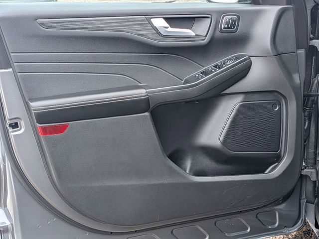 Used 2023 Ford Escape Platinum - photo 20