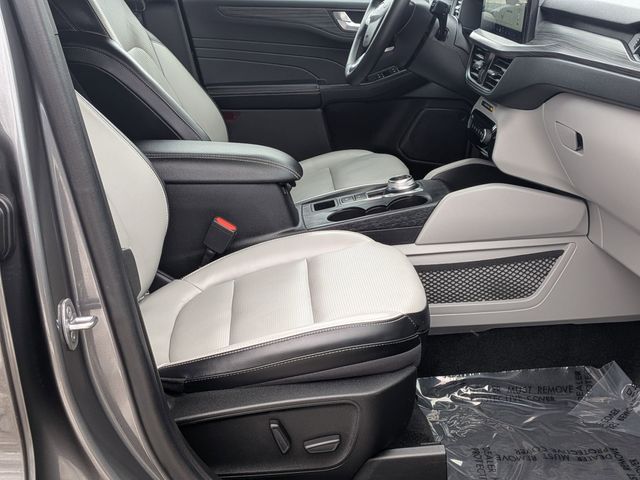 Used 2023 Ford Escape Platinum - photo 26