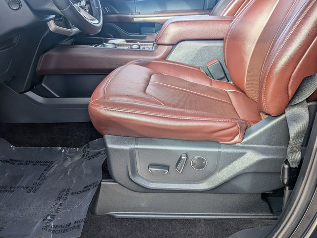 Used 2022 Ford Expedition MAX Limited - photo 11