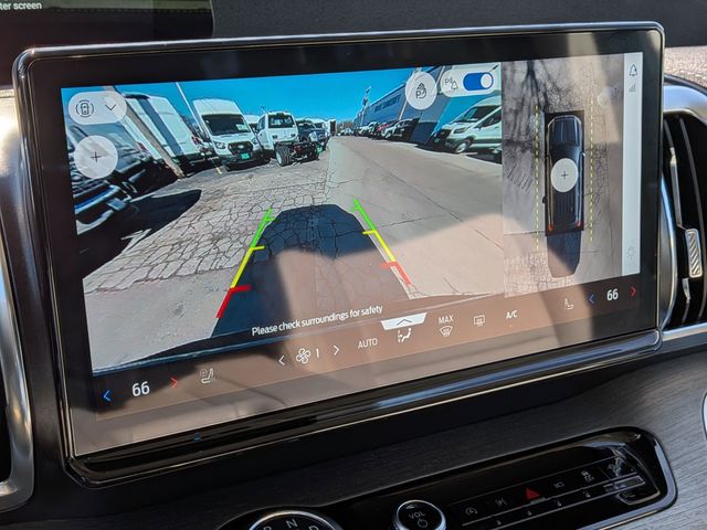 Used 2025 Ford Expedition Platinum - photo 19