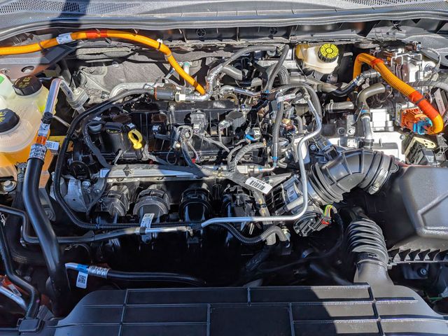 Used 2025 Ford Escape Platinum - photo 28