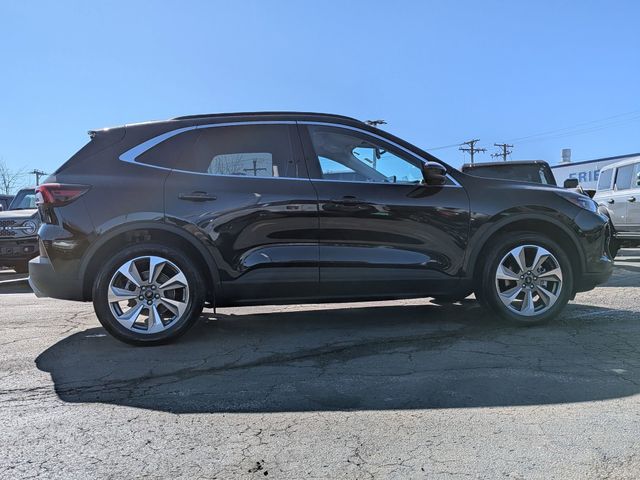 Used 2025 Ford Escape Platinum - photo 8