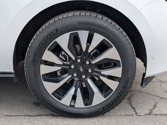 Used 2025 Ford Expedition Platinum - photo 9