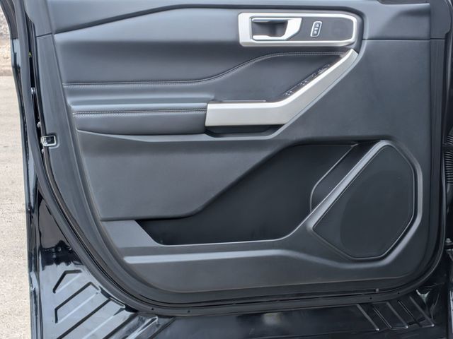Used 2023 Ford Explorer XLT - photo 12