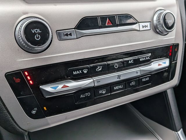 Used 2023 Ford Explorer XLT - photo 19